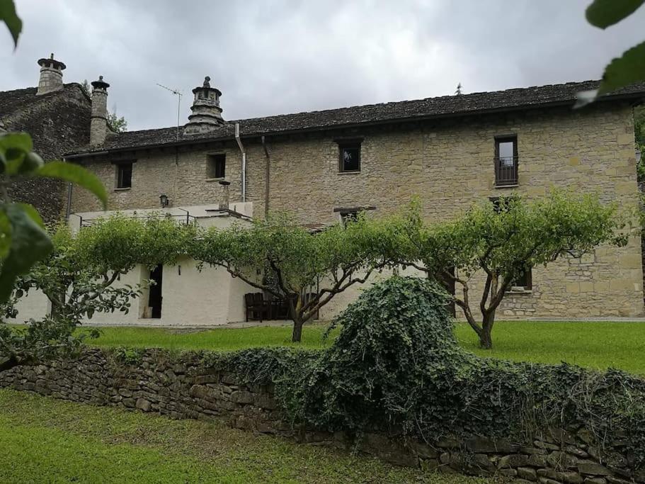 Casa Rural Barangua En El Pirineo Aragones Santa Cruz de la Serós Eksteriør bilde